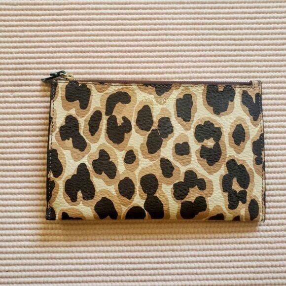 EUC Kate Spade Animal / Leopard Pouch - Picture 1 of 3